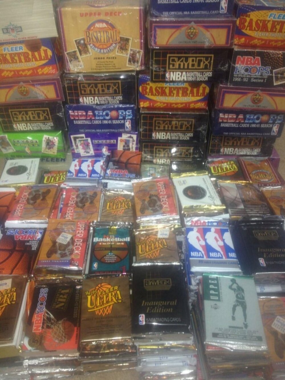100 Vintage NBA Basketball Cards in Sealed Wax Packs - Ideal for Collectors!